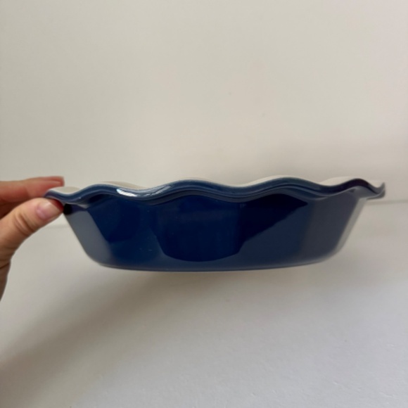Emile Henry Williams Sonoma Ruffled Edge Blue Pie Dish - Made in France - Picture 3 of 7